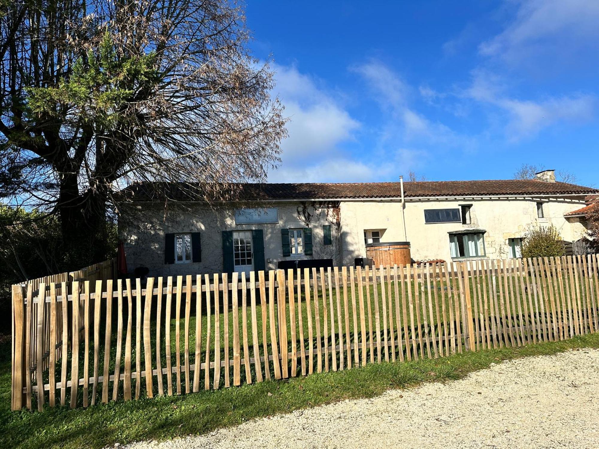 Saint-Just Domaine De La Roche Chabrelle别墅 外观 照片