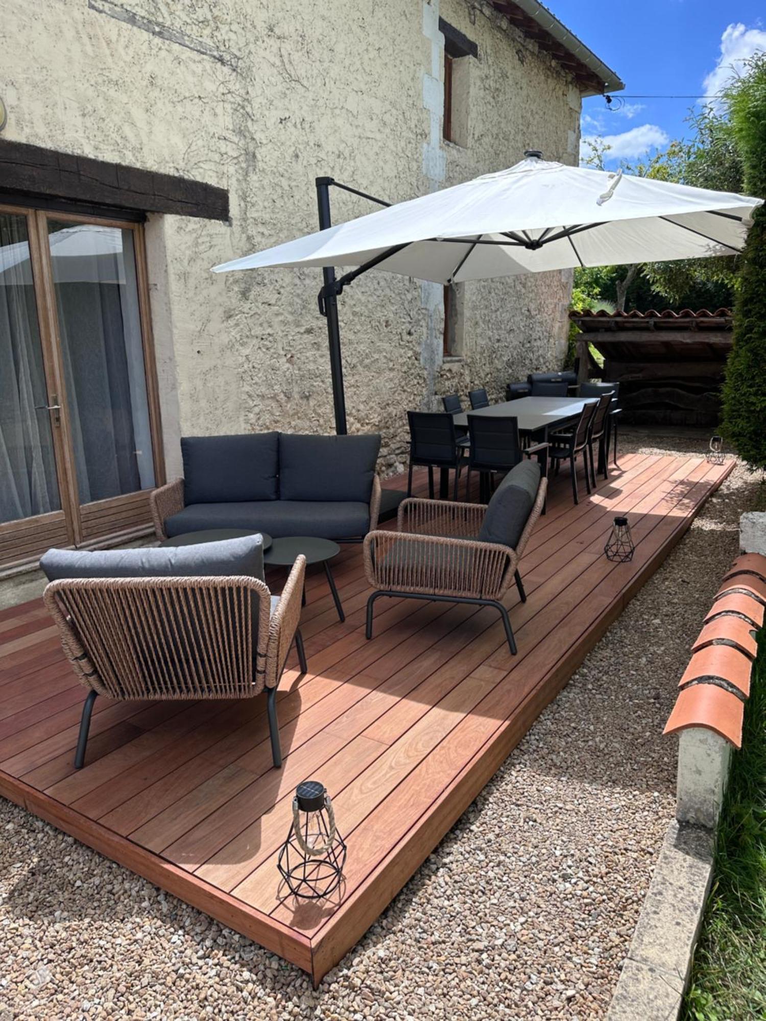 Saint-Just Domaine De La Roche Chabrelle别墅 外观 照片